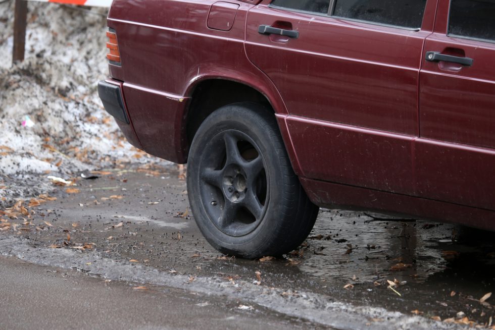 Which Car Color Hides Dirt Best? (Scratches And Dirt) Find A New Car Now